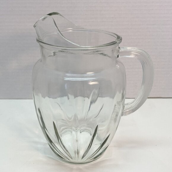 Federal Glass Large Vintage Water Pitcher, "Star" or Star Burst Model / Carafe - Picture 1 of 6